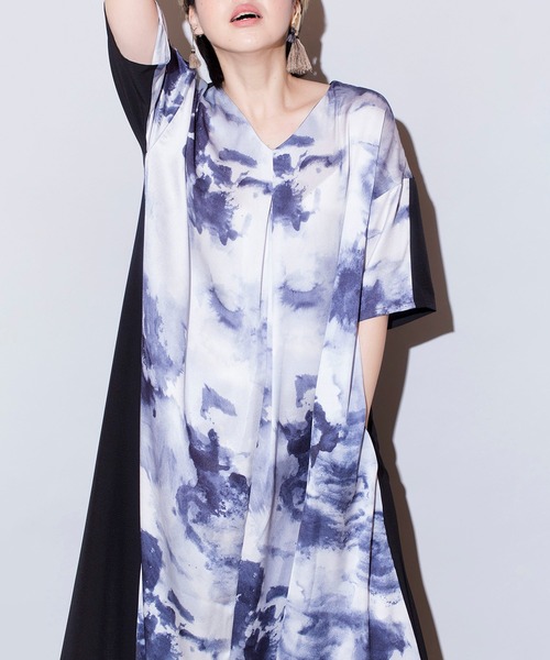 OSMOSIS(オズモーシス)の「2WAYバックプリントシャツワンピース(シャツワンピース・レディース・ブルーグレー/アイボリー/ブラック・ONE SIZE)」の21枚目の写真