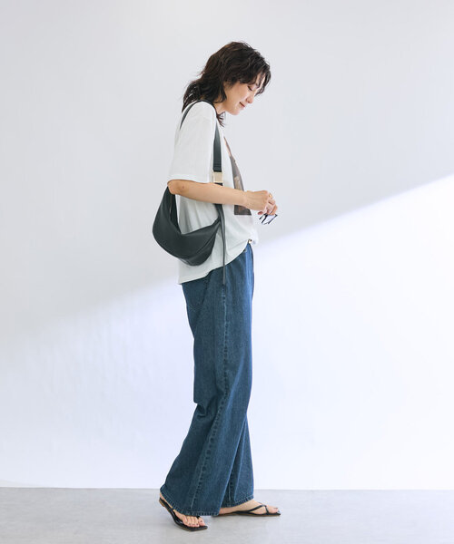 RIVE DROITE（リヴドロワ）の「【MONN.:. （モン）】photo tee（Tシャツ/カットソー・レディース・ブラウン/ブラック・FREE）」の12枚目の写真