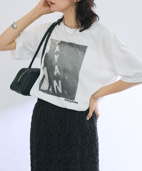RIVE DROITE（リヴドロワ）の「【MONN.:. （モン）】photo tee（Tシャツ/カットソー・レディース・ブラウン/ブラック・FREE）」の2枚目の写真