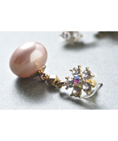 tone（トーン）の「【Astyle】ビジューフラワー×パールピアス(MA)（ピアス（両耳用）・レディース・ゴールド・FREE）」の3枚目の写真