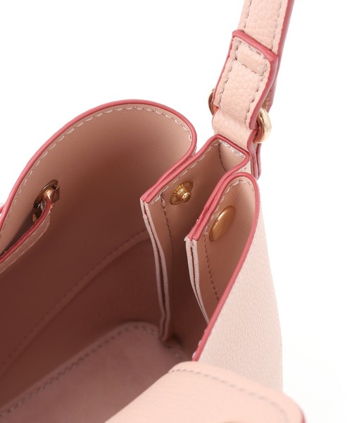 VIS(ビス)の「ハートカットバッグ(スモール)/追加(ショルダーバッグ・レディース・ブラック/ピンク/キナリ/ベージュ/レッド・FREE)」の6枚目の写真