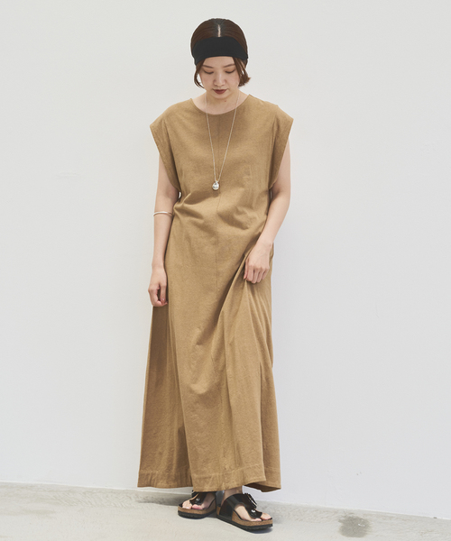 IENA（イエナ）の「リネンコンテンジク フレアワンピース（ワンピース・レディース・ブラック/キャメル・FREE）」の7枚目の写真