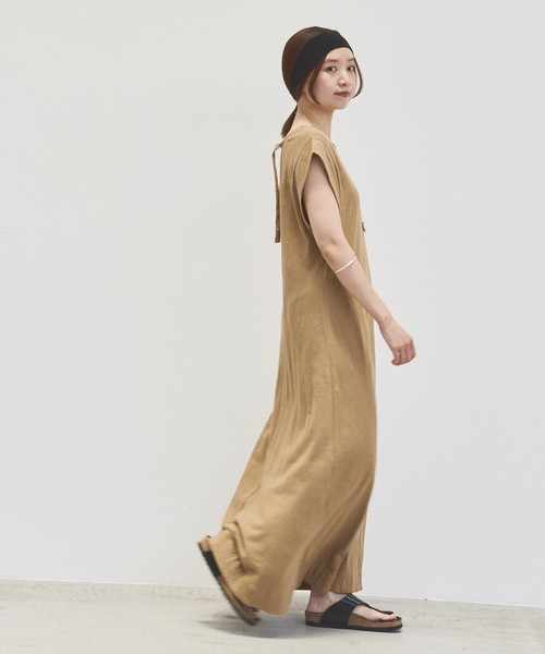 IENA（イエナ）の「リネンコンテンジク フレアワンピース（ワンピース・レディース・ブラック/キャメル・FREE）」の10枚目の写真