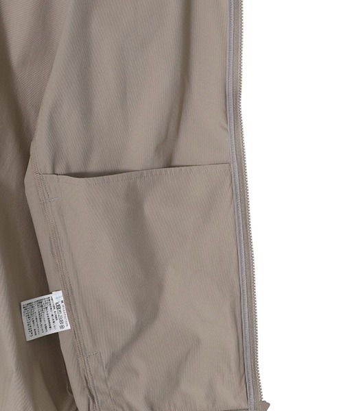 THE NORTH FACE（ザノースフェイス）の「THE NORTH FACE / ザ・ノース・フェイス：Sunshade Full Zip Hoodie：NPW22435[DEA]（ミリタリージャケット・レディース・グレー系その他・M/L）」の10枚目の写真