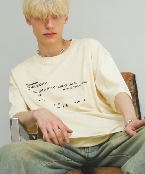 Shoowtime(ショウタイム)の「オーバーサイズ / ビッグシルエットショートスリーブTシャツ(Tシャツ/カットソー・メンズ・アイボリー/ブラック・LARGE/MEDIUM)」の19枚目の写真