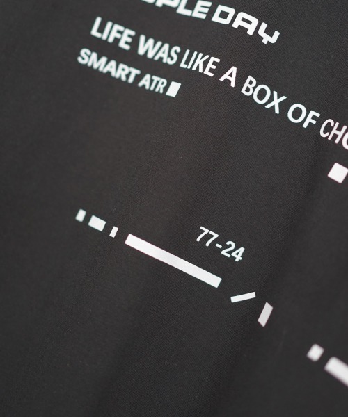 Shoowtime(ショウタイム)の「オーバーサイズ / ビッグシルエットショートスリーブTシャツ(Tシャツ/カットソー・メンズ・アイボリー/ブラック・LARGE/MEDIUM)」の18枚目の写真