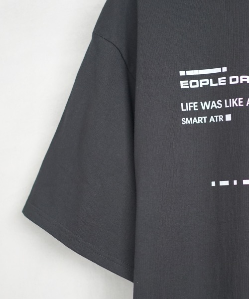 Shoowtime(ショウタイム)の「オーバーサイズ / ビッグシルエットショートスリーブTシャツ(Tシャツ/カットソー・メンズ・アイボリー/ブラック・LARGE/MEDIUM)」の12枚目の写真