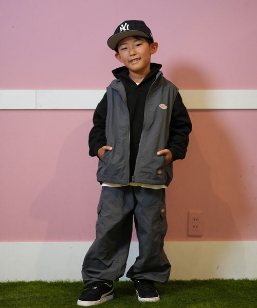 Dickies(ディッキーズ)の「【ムラサキスポーツ限定】Dickies/ディッキーズ MS DK 裏地メッシュ ナイロンベスト 80753300(ベスト・キッズ・ベージュ/チャコールグレー/ブラック・130cm/140cm/150cm/160cm)」の13枚目の写真