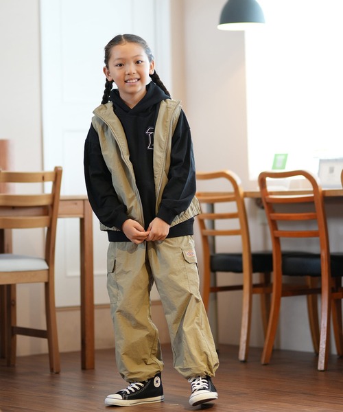 Dickies(ディッキーズ)の「【ムラサキスポーツ限定】Dickies/ディッキーズ MS DK 裏地メッシュ ナイロンベスト 80753300(ベスト・キッズ・ベージュ/チャコールグレー/ブラック・130cm/140cm/150cm/160cm)」の18枚目の写真