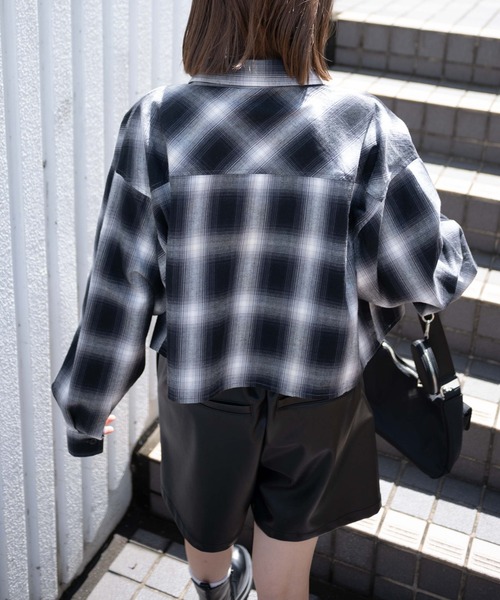 WEGO(ウィゴー)の「WEGO/オンブレチェックショートシャツ(シャツ/ブラウス・レディース・ホワイト系その他2/ブラック系その他2・FREE)」の14枚目の写真