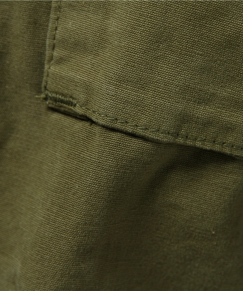 MESSAGERIE ミリタリージャケット オリーブグリーン　Levi’s Levi's（リーバイス）の「フィールドパーカージャケット