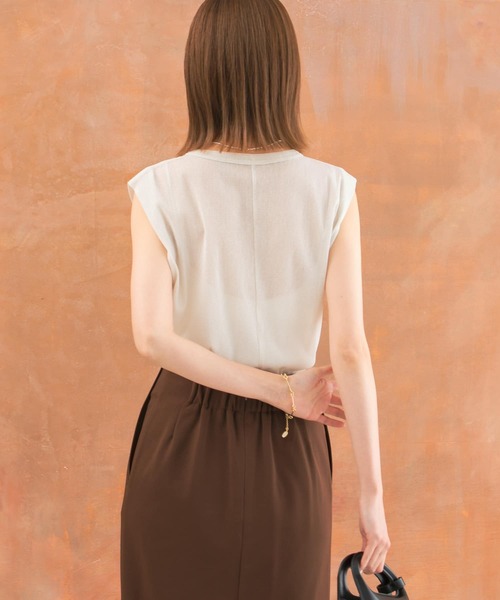 URBAN RESEARCH ROSSO WOMEN（アーバンリサーチ　ロッソ）の「ラメチュールタンクトップ（タンクトップ・レディース・オフホワイト/ブラウン・FREE）」の7枚目の写真