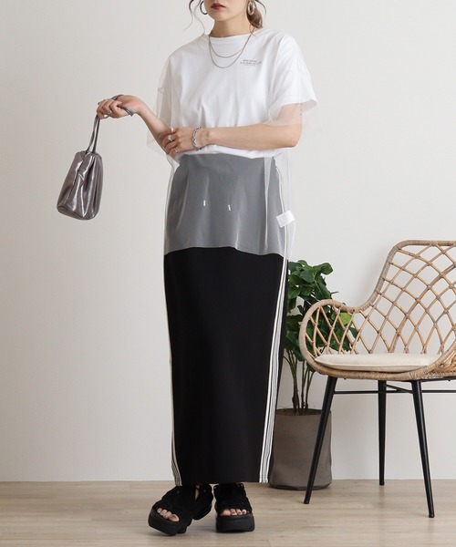 atONE(アットワン)の「ロゴT×チュールTコンパクトアンサンブル(Tシャツ/カットソー・レディース・オフホワイト/ホワイト×ブラック・F)」の8枚目の写真