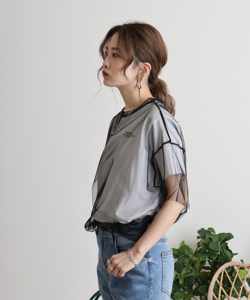 atONE(アットワン)の「ロゴT×チュールTコンパクトアンサンブル(Tシャツ/カットソー・レディース・オフホワイト/ホワイト×ブラック・F)」の12枚目の写真