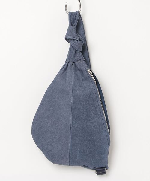 POMTATA（ポンタタ）の「POMTATA/ポンタタ/CANDY BODY BAG/P2581（ショルダーバッグ・レディース・ブラック/グレー系その他3/ベージュ/シルバー/その他4・F）」の5枚目の写真