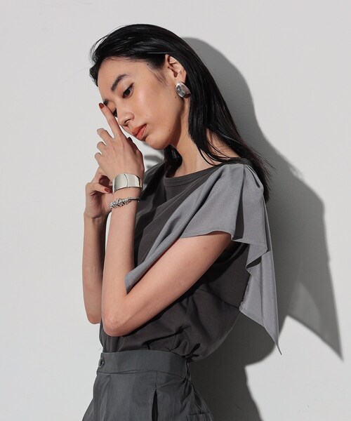 GALLEST（ギャレスト）の「ハンカチーフスリーブTシャツ（Tシャツ/カットソー・レディース・ダークグレー/ホワイト/ブラック・38）」の6枚目の写真