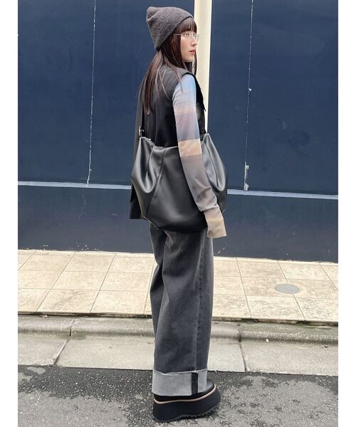 MURUA（ムルーア）の「ラウンドフェイクレザーバッグ（ハンドバッグ・レディース・ブラウン/ブラック/グレー・FREE）」の16枚目の写真