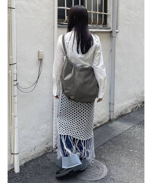 MURUA（ムルーア）の「ラウンドフェイクレザーバッグ（ハンドバッグ・レディース・ブラウン/ブラック/グレー・FREE）」の17枚目の写真