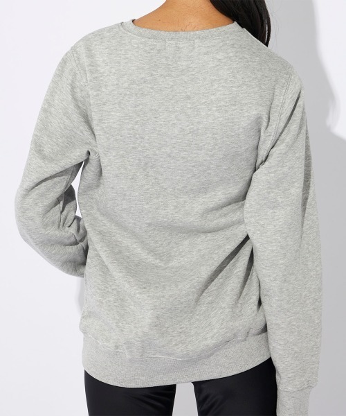 FILA（フィラ）の「クルーネックスウェット（スウェット・レディース・ダークグリーン/ブラック/杢グレー・MEDIUM/LARGE/X-LARGE）」の18枚目の写真