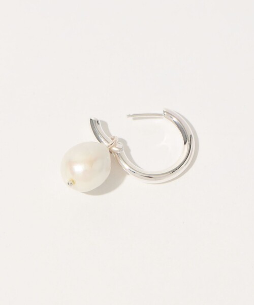 TOMORROWLAND （トゥモローランド）の「Kara Yoo UMA フープピアス（ピアス（両耳用）・レディース・シルバー系その他・FREE）」の3枚目の写真