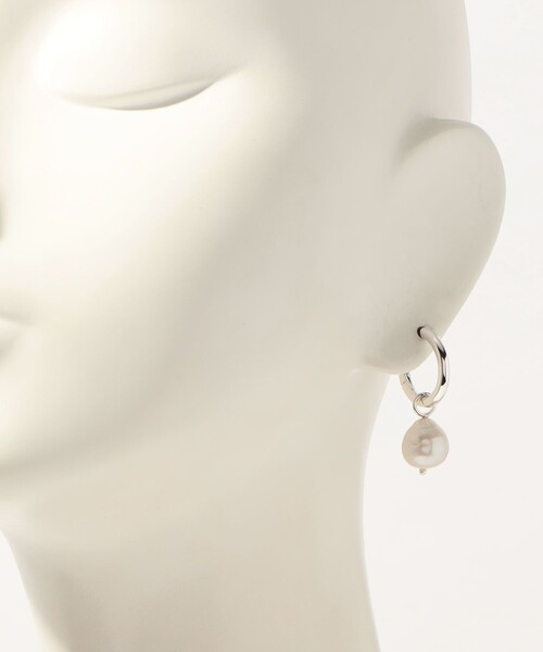 TOMORROWLAND （トゥモローランド）の「Kara Yoo UMA フープピアス（ピアス（両耳用）・レディース・シルバー系その他・FREE）」の5枚目の写真