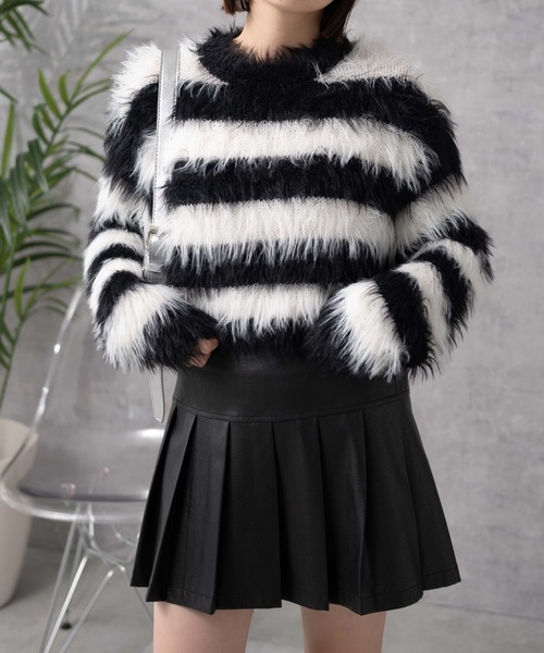 WEGO（ウィゴー）の「WEGO/シャギーショートプルオーバー（ニット/セーター・レディース・ホワイト系その他5/レッド/ライトグレー/ダークグレー・FREE）」の9枚目の写真