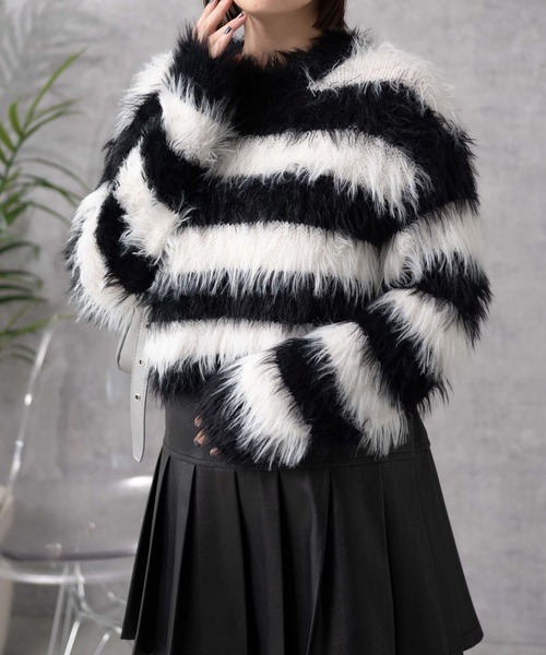 WEGO（ウィゴー）の「WEGO/シャギーショートプルオーバー（ニット/セーター・レディース・ホワイト系その他5/レッド/ライトグレー/ダークグレー・FREE）」の11枚目の写真