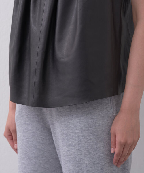 HERITANOVUM】レザーキャミブラウス