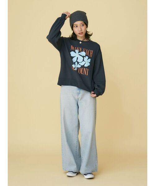 Ungrid（アングリッド）の「【WEB限定】フラワープリントスウェット（スウェット・レディース・イエロー/ライトグレー/チャコールグレー・FREE）」の9枚目の写真