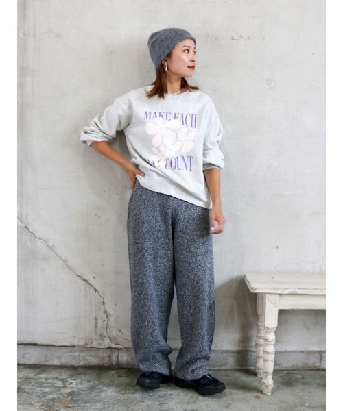 Ungrid（アングリッド）の「【WEB限定】フラワープリントスウェット（スウェット・レディース・イエロー/ライトグレー/チャコールグレー・FREE）」の18枚目の写真