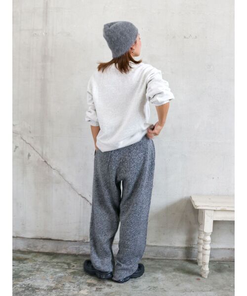 Ungrid（アングリッド）の「【WEB限定】フラワープリントスウェット（スウェット・レディース・イエロー/ライトグレー/チャコールグレー・FREE）」の20枚目の写真