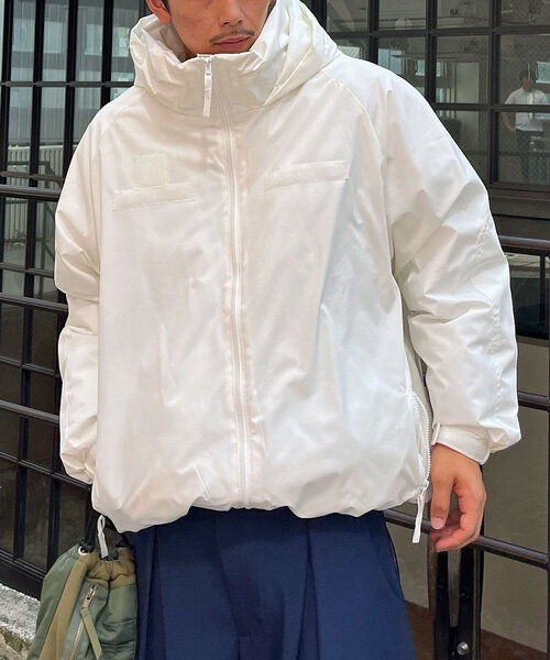 CIAOPANIC（チャオパニック）の「LEBEL7型中綿スタンドミリタリージャケット（ダウンジャケット/コート・レディース・ブラック/オフホワイト/チャコールグレー・LARGE/MEDIUM）」の9枚目の写真