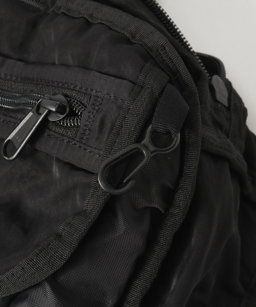 C.P. COMPANY（シーピーカンパニー）の「【C.P. Company / シーピーカンパニー】ACCESSORIES BAG IN NYLON B（ボディバッグ/ウエストポーチ・メンズ・ブラック・FREE）」の9枚目の写真
