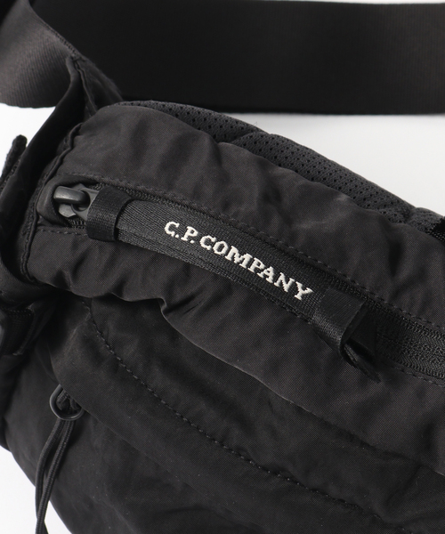C.P. COMPANY（シーピーカンパニー）の「【C.P. Company / シーピーカンパニー】ACCESSORIES BAG IN NYLON B（ボディバッグ/ウエストポーチ・メンズ・ブラック・FREE）」の10枚目の写真