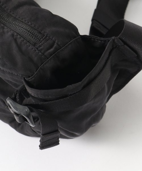 C.P. COMPANY（シーピーカンパニー）の「【C.P. Company / シーピーカンパニー】ACCESSORIES BAG IN NYLON B（ボディバッグ/ウエストポーチ・メンズ・ブラック・FREE）」の12枚目の写真