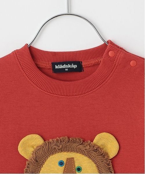 kladskap(クレードスコープ)の「ライオンアップリケトレーナー(スウェット・キッズ・ライトベージュ/レッド・80cm/90cm/100cm/110cm)」の5枚目の写真