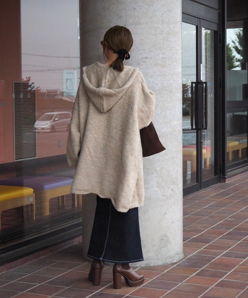 LAULEN(ローレン)の「hooded knit over cardigan /フーデットロング ニットオーバーカーディガン(カーディガン/ボレロ・レディース・ベージュ/ブラウン・FREE)」の11枚目の写真