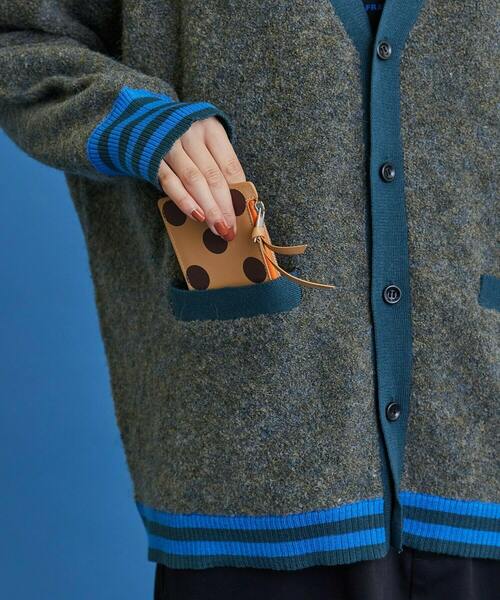 FRAPBOIS（フラボア）の「フラグメンドット フラグメントケース（財布・レディース・ブラック/ベージュ・FREE）」の14枚目の写真