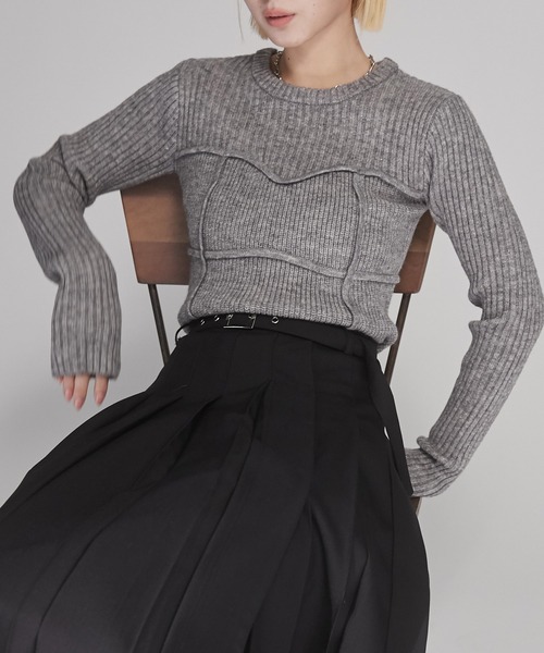 ENVYM(アンビー)の「ビスチェ デザイン リブニット(ニット/セーター・レディース・ブラック/グレー/アイボリー・FREE)」の5枚目の写真