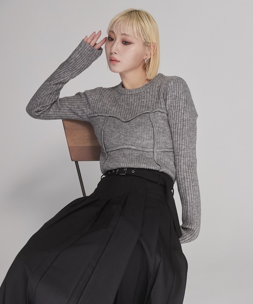 ENVYM(アンビー)の「ビスチェ デザイン リブニット(ニット/セーター・レディース・ブラック/グレー/アイボリー・FREE)」の10枚目の写真