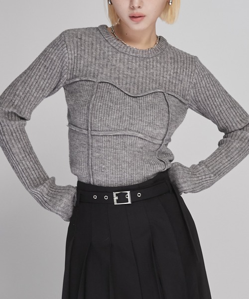 ENVYM(アンビー)の「ビスチェ デザイン リブニット(ニット/セーター・レディース・ブラック/グレー/アイボリー・FREE)」の11枚目の写真