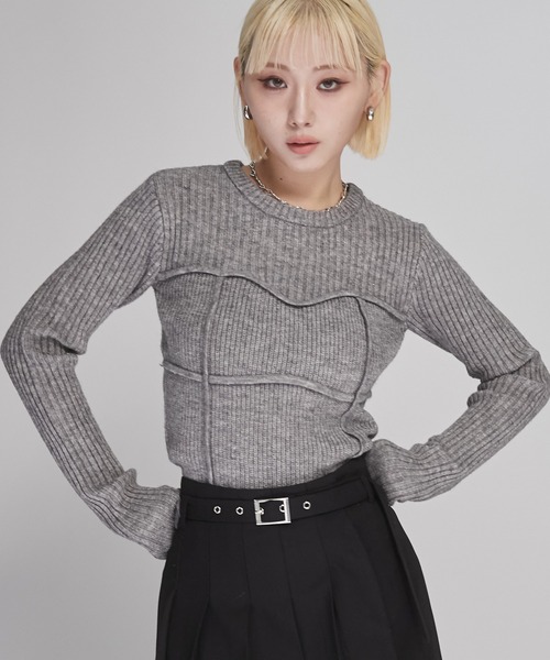 ENVYM(アンビー)の「ビスチェ デザイン リブニット(ニット/セーター・レディース・ブラック/グレー/アイボリー・FREE)」の16枚目の写真