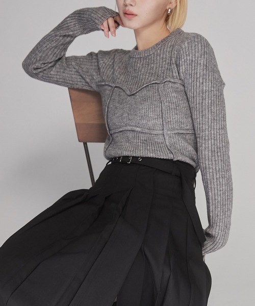 ENVYM(アンビー)の「ビスチェ デザイン リブニット(ニット/セーター・レディース・ブラック/グレー/アイボリー・FREE)」の4枚目の写真