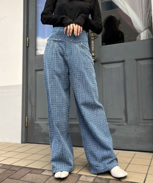 rectangle(レクタングル)の「クラッシュデニム切り替えタックパンツ(デニムパンツ・レディース・ブラック/ブルー・SMALL/MEDIUM)」の6枚目の写真