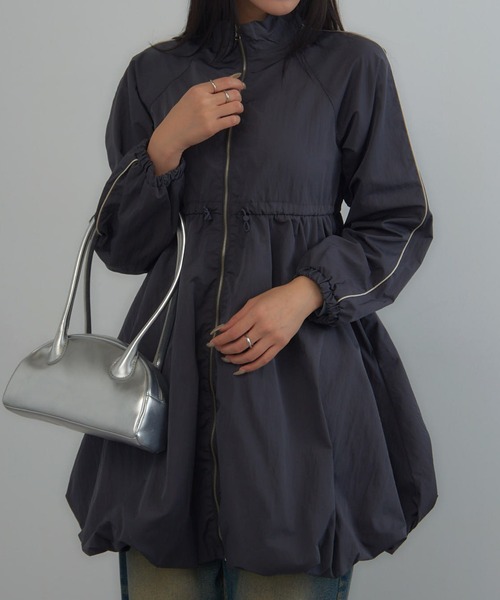 MAGASIN DE MODE Onjna(マガジンデモードオンジェナ )の「【MAGASIN DE MODE Onjna】T/Nタフタトラックバルーンミニワンピース XNN(ワンピース・レディース・ベージュ/チャコールグレー/アイボリー/カーキ・FREE)」の10枚目の写真