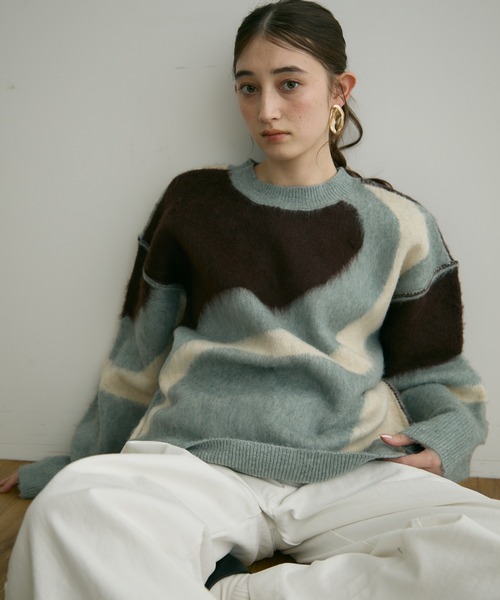 Crisp(クリスプ)の「【ZOZO限定】ニュアンスモチーフニット(ニット/セーター・レディース・ブルー/グレー・FREE)」の2枚目の写真