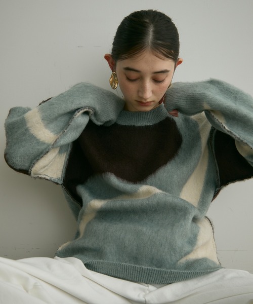 Crisp(クリスプ)の「【ZOZO限定】ニュアンスモチーフニット(ニット/セーター・レディース・ブルー/グレー・FREE)」の14枚目の写真