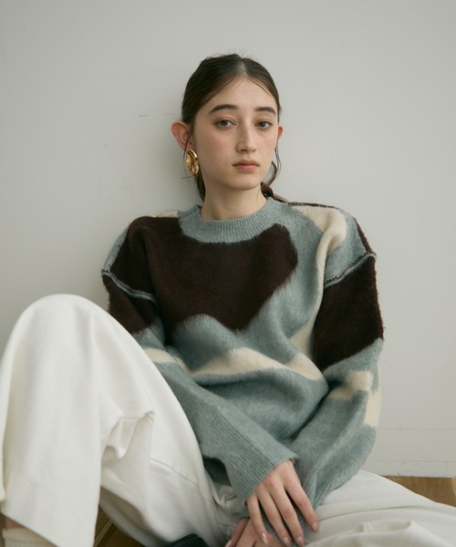 Crisp(クリスプ)の「【ZOZO限定】ニュアンスモチーフニット(ニット/セーター・レディース・ブルー/グレー・FREE)」の13枚目の写真