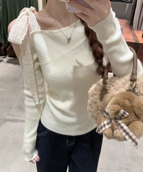 Teem Store(チームストア)の「レースリボンストラップ ワンショル リブニット(ニット/セーター・レディース・レッド/アイボリー/グレー/ブラック・F)」の6枚目の写真