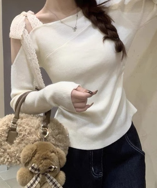 Teem Store(チームストア)の「レースリボンストラップ ワンショル リブニット(ニット/セーター・レディース・レッド/アイボリー/グレー/ブラック・F)」の8枚目の写真